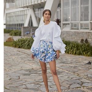 COLIBRI SHORTS IN ORQUIDEA AZUL PRINT- No Pise La Grana skort